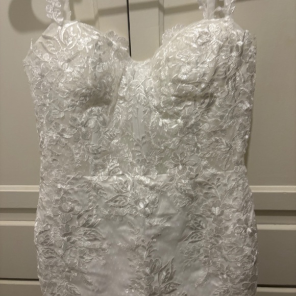 Mermaid Wedding Dress - Picture 8 of 14